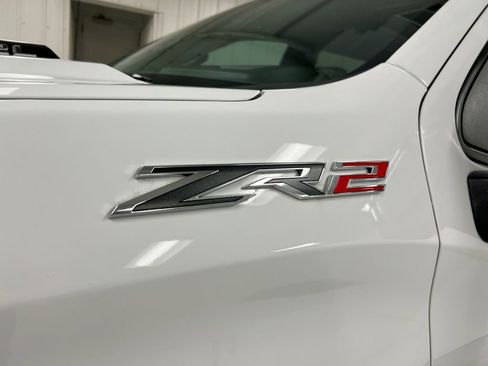 Used 2023 Chevrolet Silverado 1500 ZR2 w/ Technology Package AWD/4WD image 27