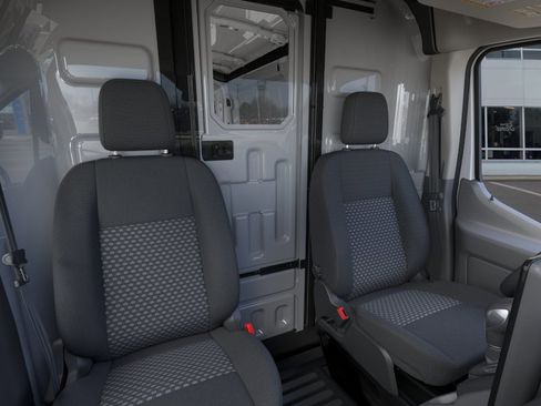 New 2026 Ford Transit 250 148 Medium Roof Extended AWD image 31
