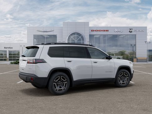 New 2026 Jeep Cherokee Laredo AWD/4WD image 30