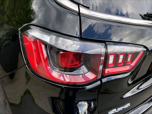 Certified 2025 Jeep Compass Sport AWD/4WD image 30