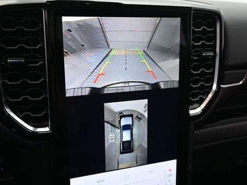 New 2025 Ford Ranger Lariat w/ Black Appearance Package image 21