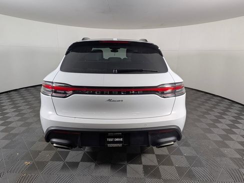 New 2026 Porsche Macan image 6