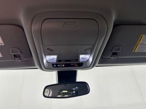Used 2024 GMC Terrain SLE w/ Driver Convenience Package AWD/4WD image 24
