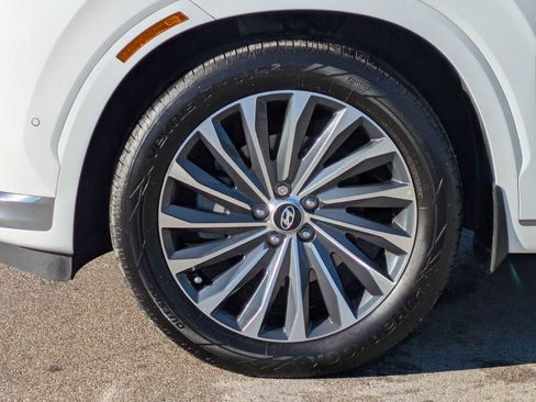 Used 2025 Hyundai Palisade Calligraphy image 11