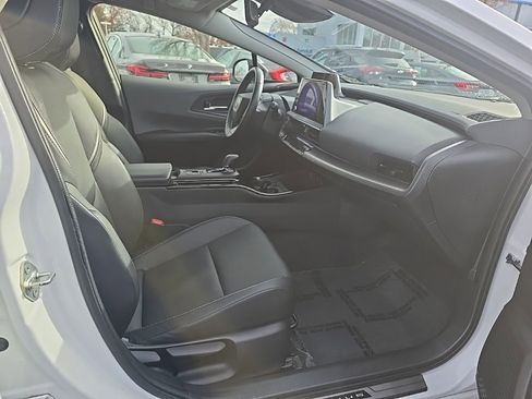 Certified 2024 Toyota Prius XLE image 11
