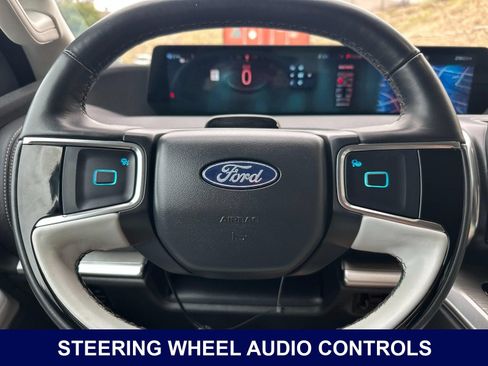 Used 2025 Ford Expedition Max Platinum w/ Driver's Package AWD/4WD image 33