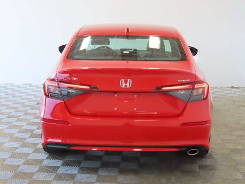 Used 2025 Honda Civic Sport image 4