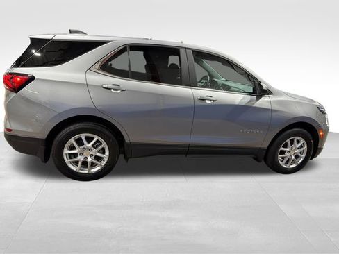 Used 2023 Chevrolet Equinox LT AWD/4WD image 8