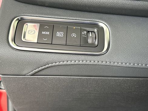 New 2025 Buick Enclave Sport Touring w/ Power Package image 19