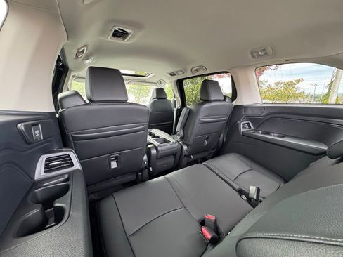New 2026 Honda Odyssey EX-L image 12