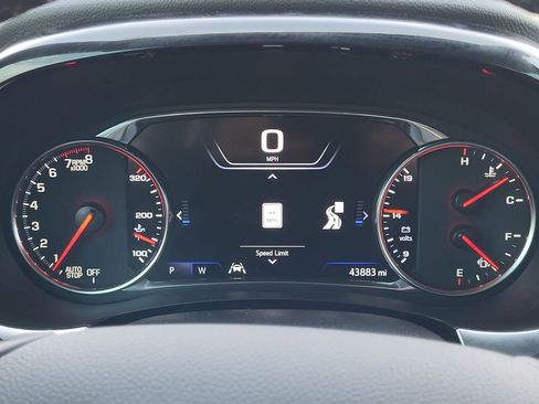 Used 2023 Chevrolet Traverse High Country image 15