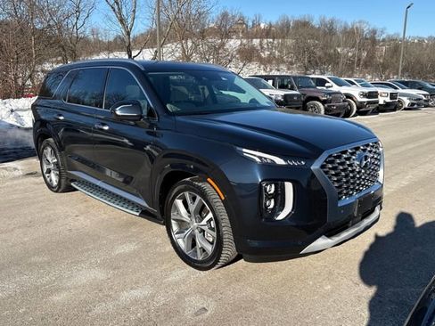 Used 2022 Hyundai Palisade Limited w/ Cargo Package image 7