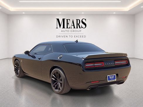 Used 2023 Dodge Challenger SRT Hellcat RWD image 3