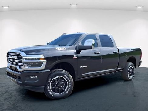 New 2026 RAM 2500 Laramie AWD/4WD image 2