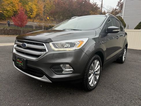 Used 2017 Ford Escape Titanium image 1