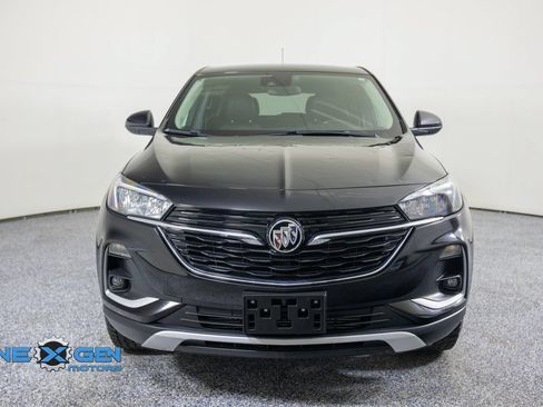 Used 2022 Buick Encore GX Preferred w/ Cold Weather Comfort Package AWD/4WD image 2