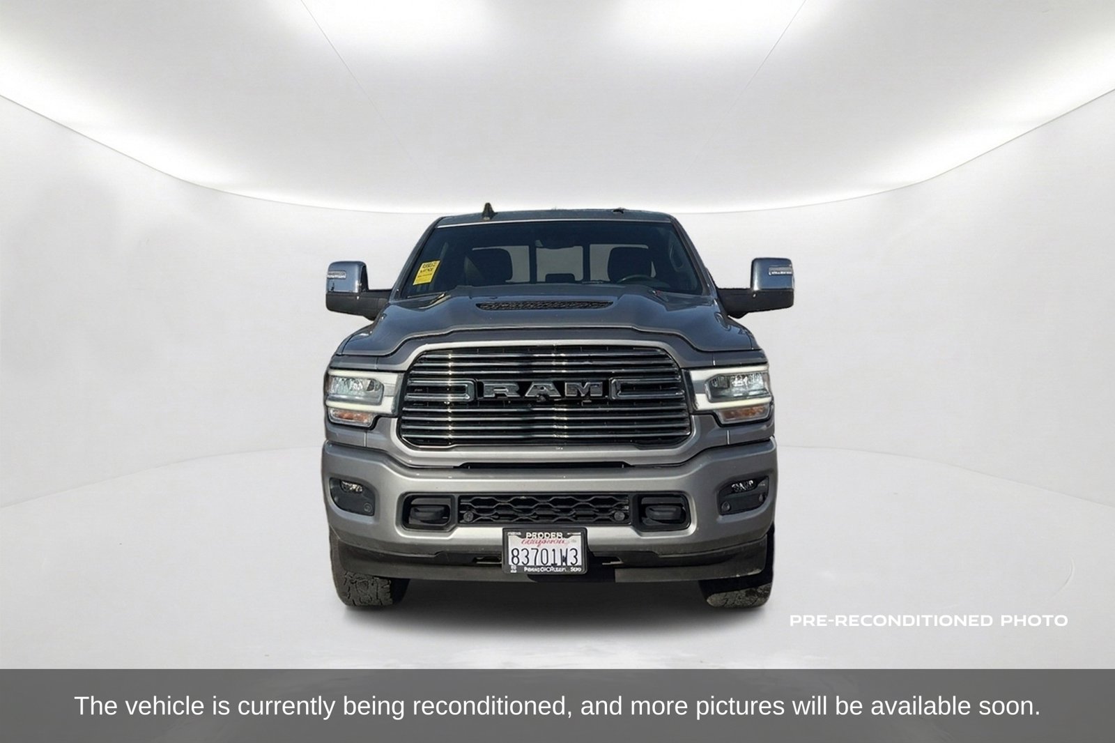 Used 2023 RAM 2500 Laramie AWD/4WD image 2