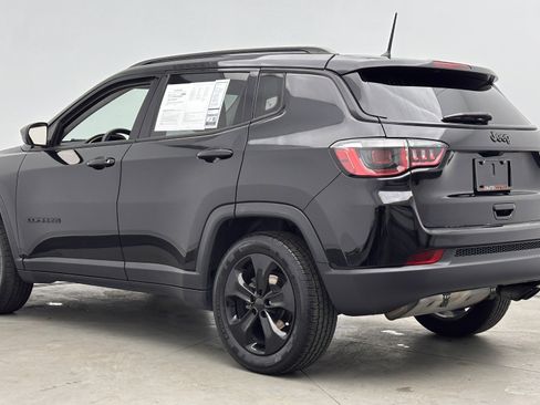Used 2018 Jeep Compass Altitude image 5