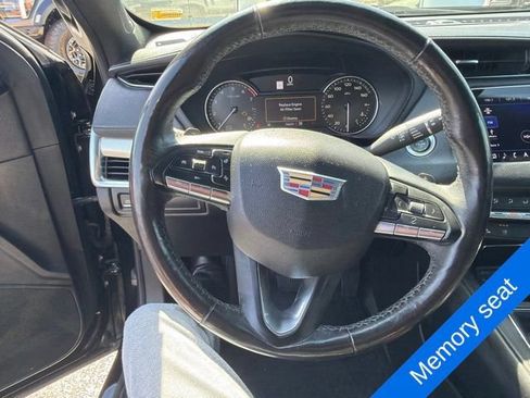 Used 2020 Cadillac XT4 Premium Luxury AWD/4WD image 13