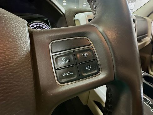 Used 2012 RAM 1500 Big Horn image 32