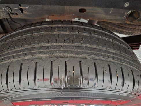 Used 2018 Chevrolet Silverado 1500 LT w/ LT Eassist Package image 85