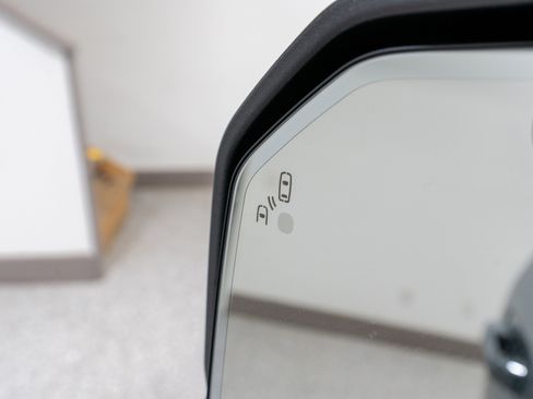 Used 2019 Ford F150 Lariat image 15