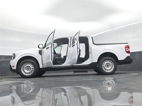 New 2026 Ford Maverick XL image 65