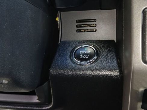 Used 2019 Ford Expedition XLT w/ Equipment Group 201A image 35