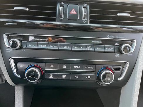 Used 2016 Kia Optima EX w/ Option Group 040 image 17