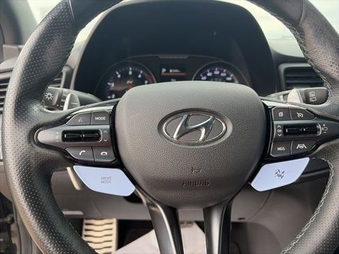 Used 2022 Hyundai Veloster N image 12