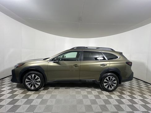 Used 2025 Subaru Outback Limited XT image 4