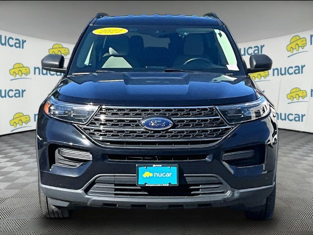 Used 2022 Ford Explorer XLT AWD/4WD image 3