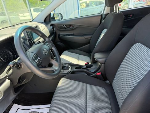 Used 2021 Hyundai Kona SE AWD/4WD image 10