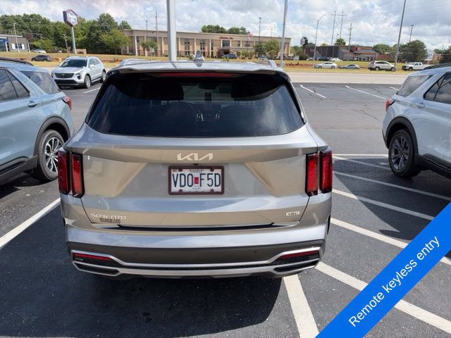 Used 2023 Kia Sorento EX FWD image 8