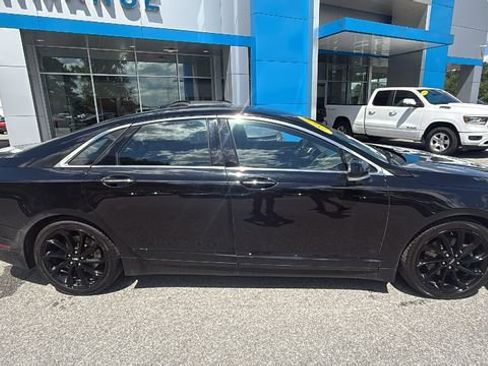 Used 2020 Lincoln MKZ Reserve w/ Monochromatic Package AWD/4WD image 3
