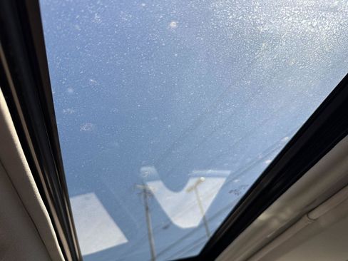 Used 2018 MAZDA MAZDA3 Touring image 17