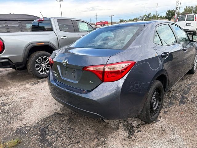 Used 2017 Toyota Corolla LE w/ Carpet Mat Package (TMS) FWD image 14