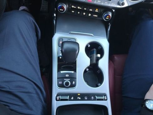 Used 2019 Kia Stinger GT2 image 10