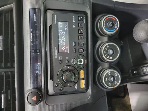 Used 2012 Scion tC FWD image 31