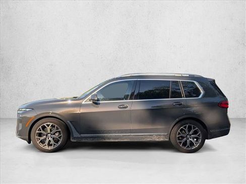 Used 2024 BMW X7 xDrive40i w/ Parking Assistance Package AWD/4WD image 8
