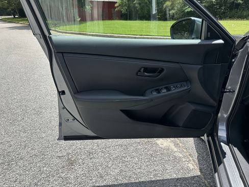 New 2025 Nissan Sentra S image 10