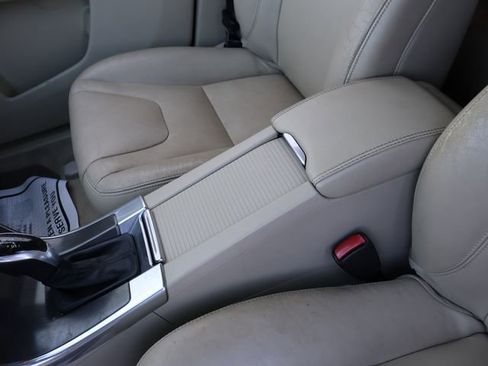 Used 2015 Volvo XC60 T5 Premier w/ Proximity Package image 21