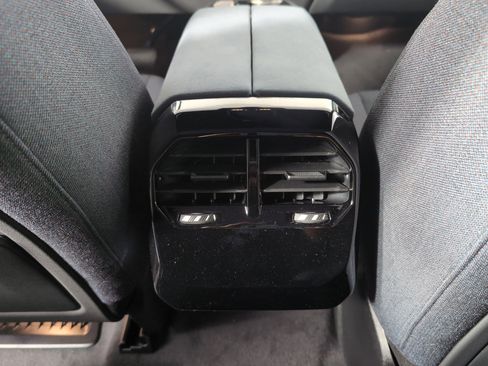 New 2026 BMW iX xDrive45 image 29