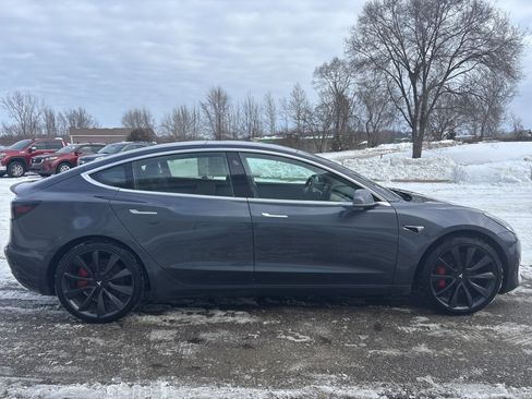 Used 2020 Tesla Model 3 Performance image 3