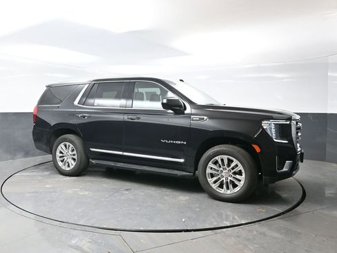 Used 2024 GMC Yukon SLT image 6