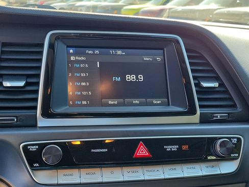 Used 2019 Hyundai Sonata SE image 26