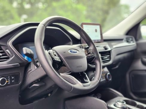 Certified 2023 Ford Escape Active AWD/4WD image 19