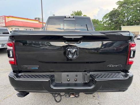 Used 2021 RAM 2500 Big Horn w/ Level 2 Equipment Group AWD/4WD image 6