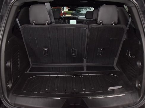 Used 2023 GMC Yukon Denali w/ LPO, Floor Liner Package image 40