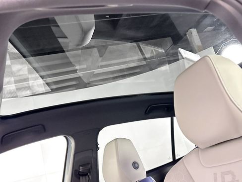 Certified 2023 Volkswagen ID.4 Pro S Plus AWD/4WD image 19